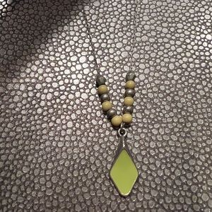 #163 green necklace NEW lia Sophia